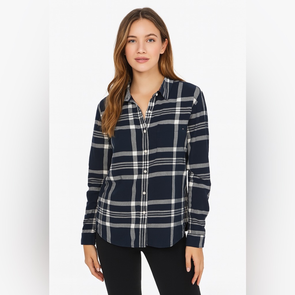 Tommy Hilfiger 100% Cotton Plaid Button Down